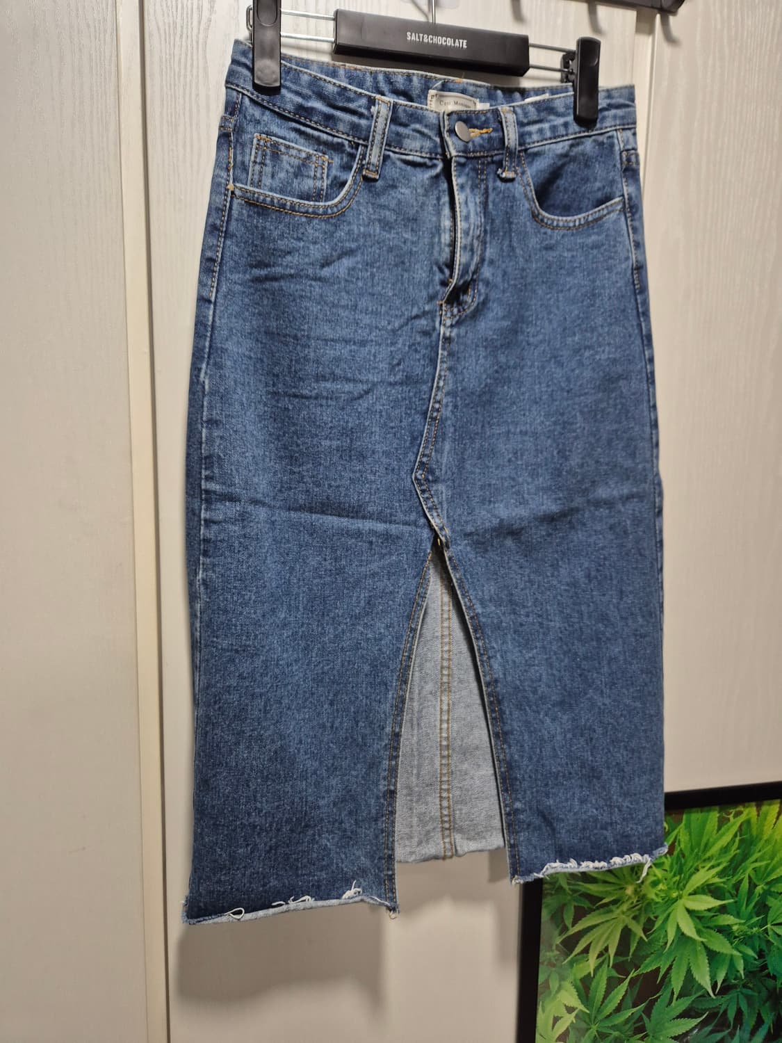 (새상품)VTG 데님 스커트 앞절개 사이즈 중청 상품이미지6