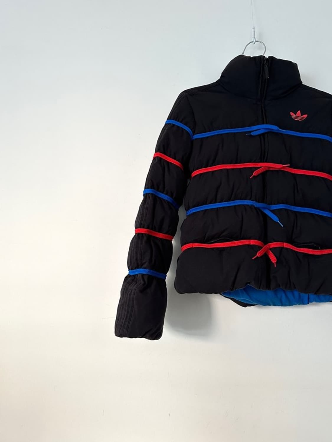 ADIDAS shoelace detail padded jacket  상품이미지2