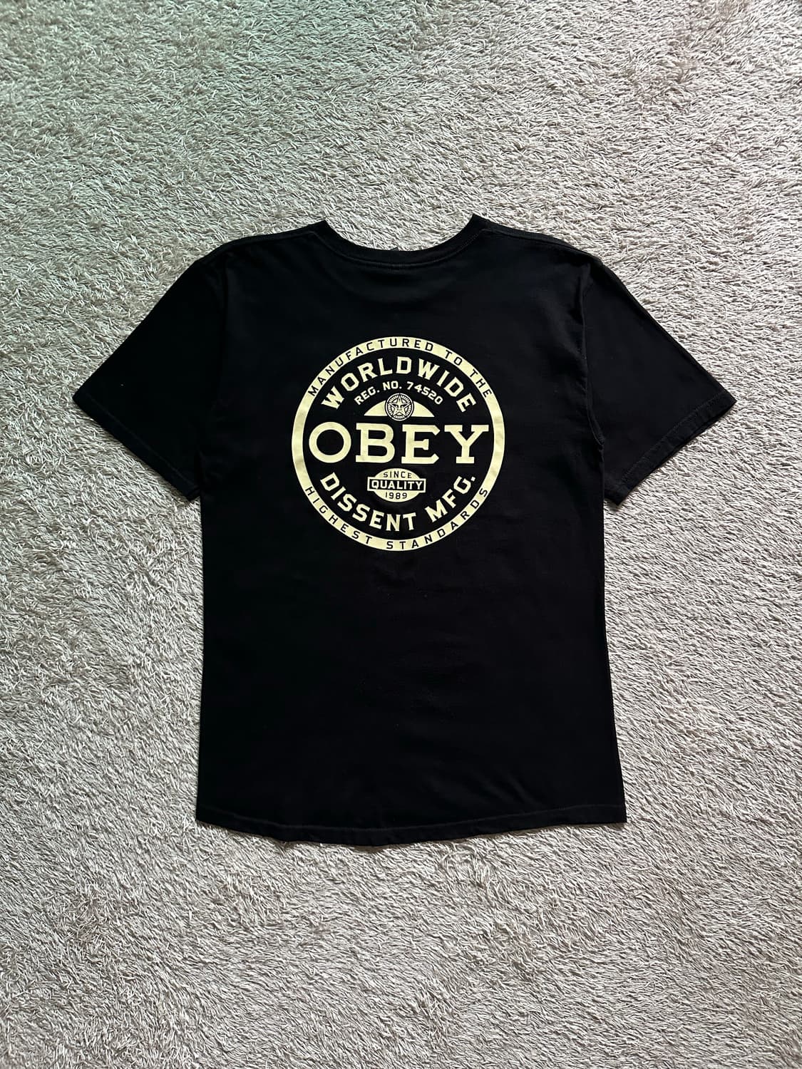 오베이 OBEY 디센트 스탠다드 반팔 티셔츠 M 상품이미지1