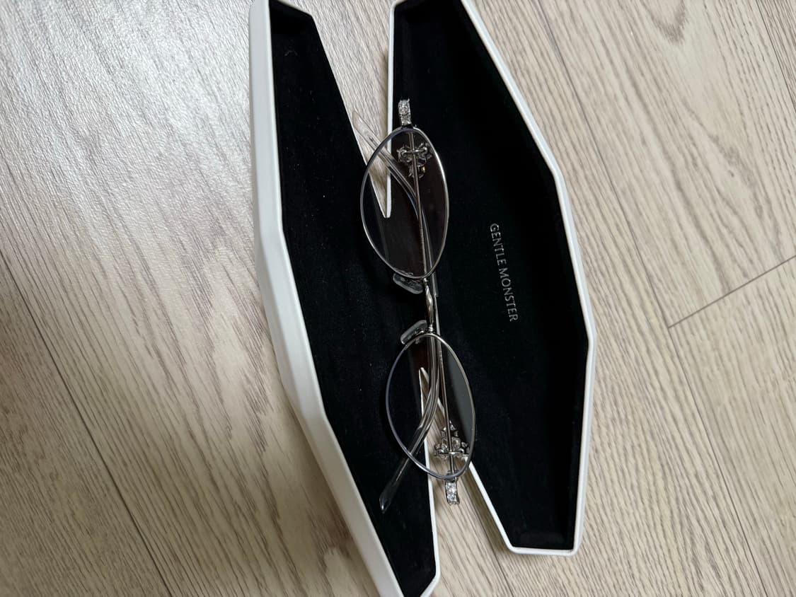 젠틀몬스터 캐럿 상품이미지3