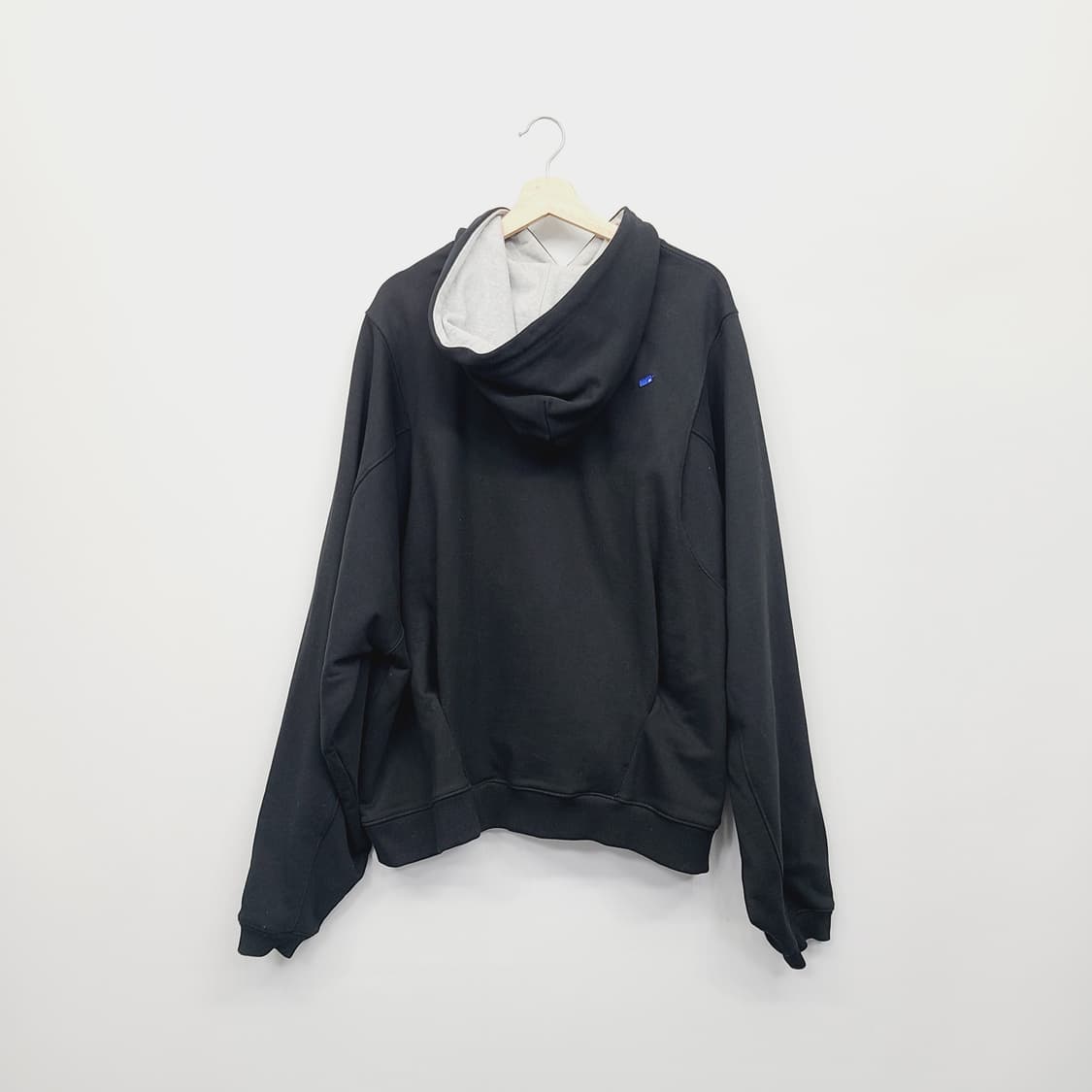 [A3] 아더에러 23SS 테버 로고 후드 느와르 (정품) 상품이미지5