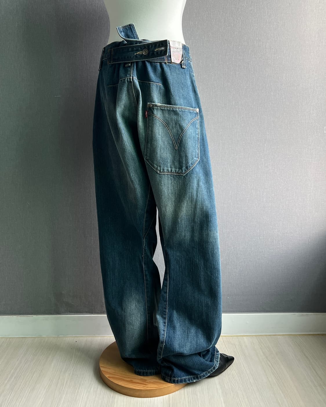 [32] 00s 유로 리바이스 신치백 엔지니어드 진 데드스탁 상품이미지2