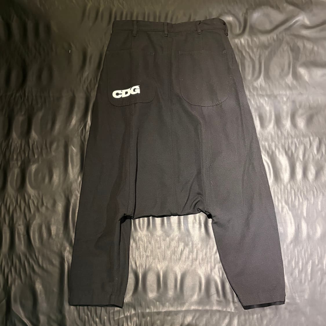 꼼데가르송 CDG 로고 드롭크로치 팬츠 상품이미지2