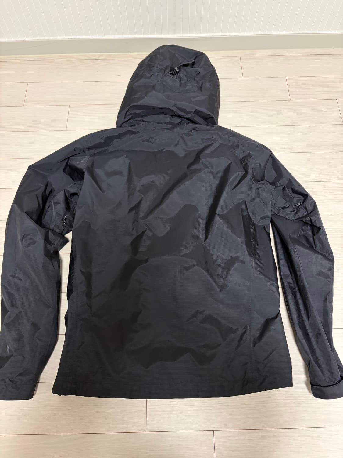 파타고니아 토렌쉘 자켓 블랙 상품이미지2