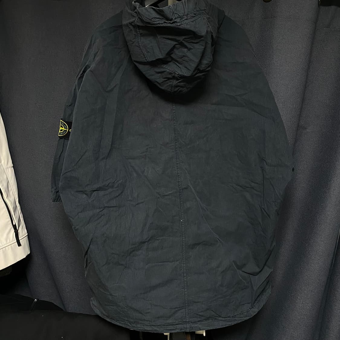 스톤아일랜드 아노락 반팔 블랙 L 상품이미지5