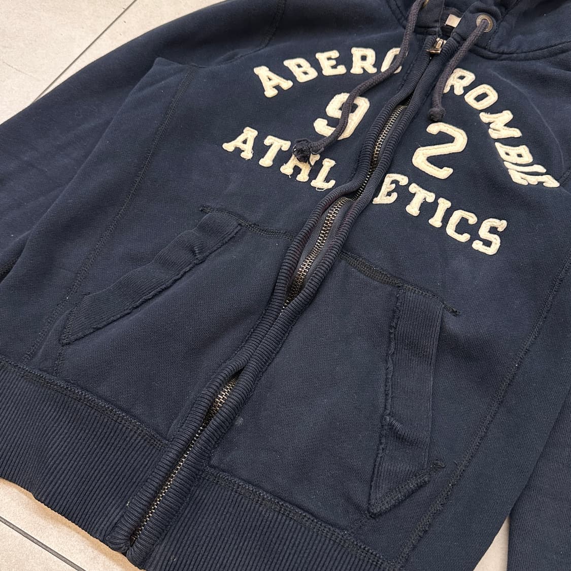 아베크롬비 네이비 후드집업 상품이미지4