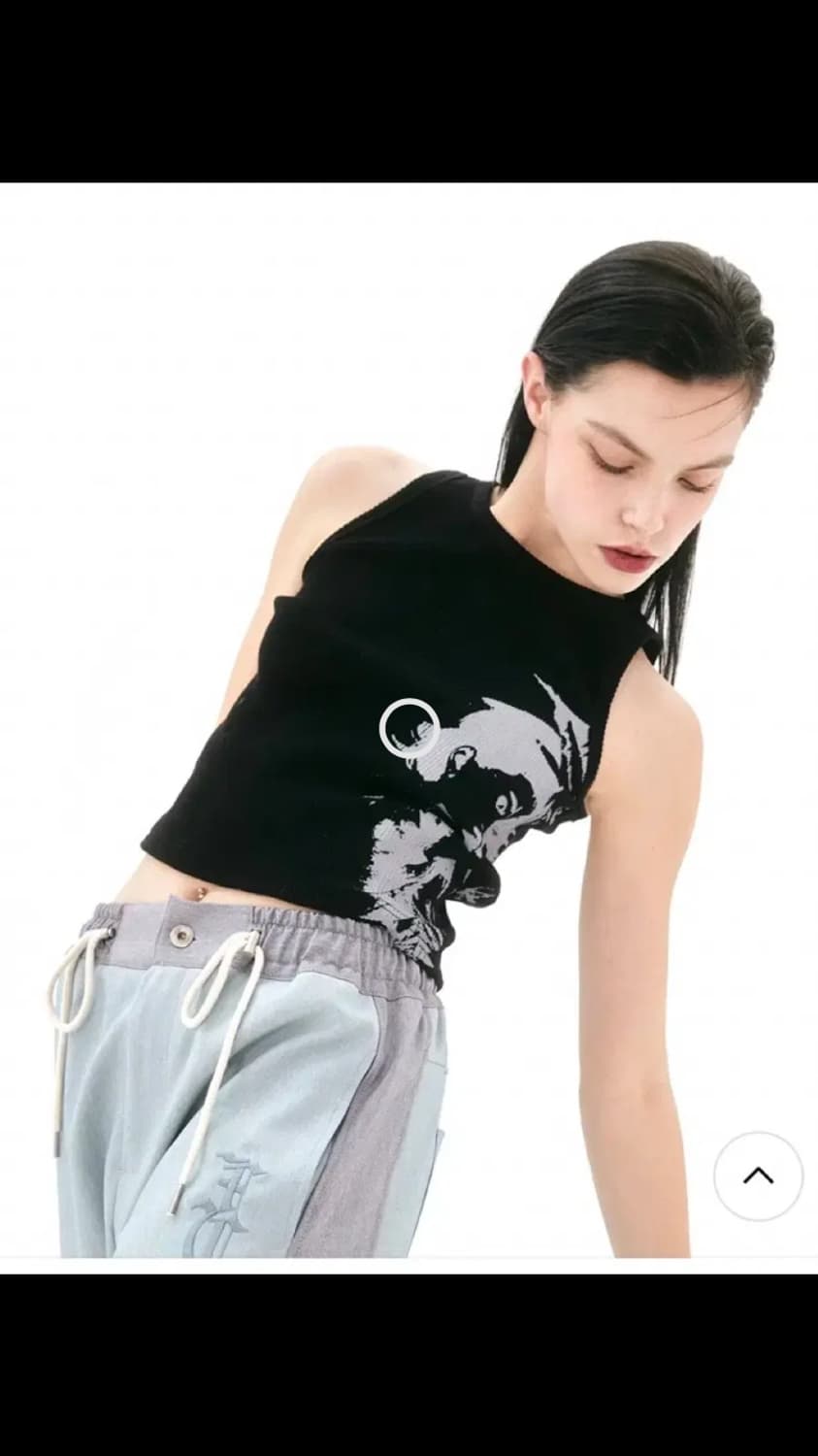 네스티팬시클럽 팬시 델핀 슬리브리스 (BLACK) 상품이미지2