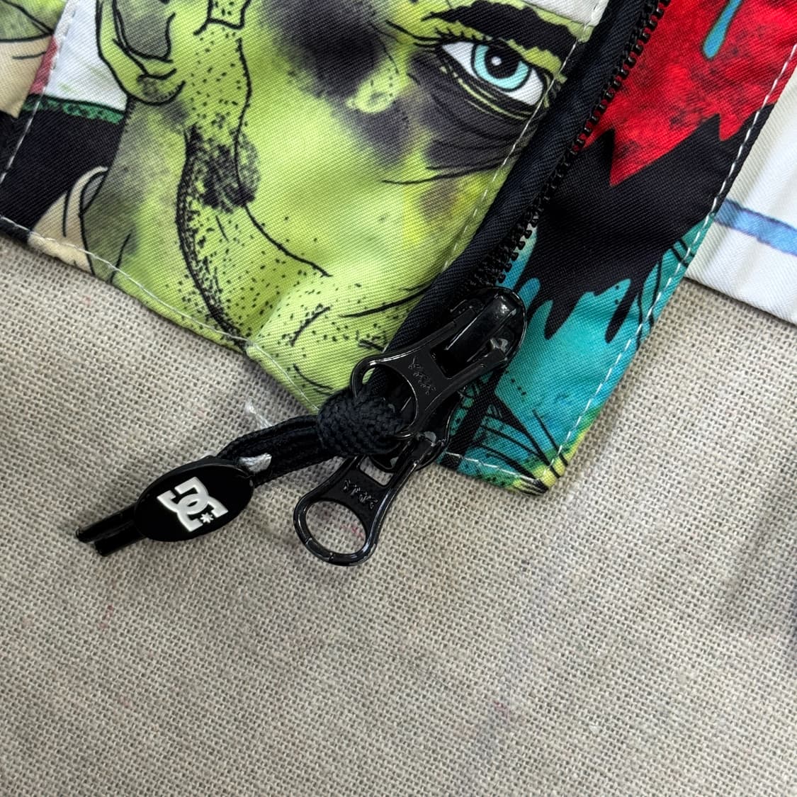 DC 그래피티 투웨이 후드점퍼 M 상품이미지4