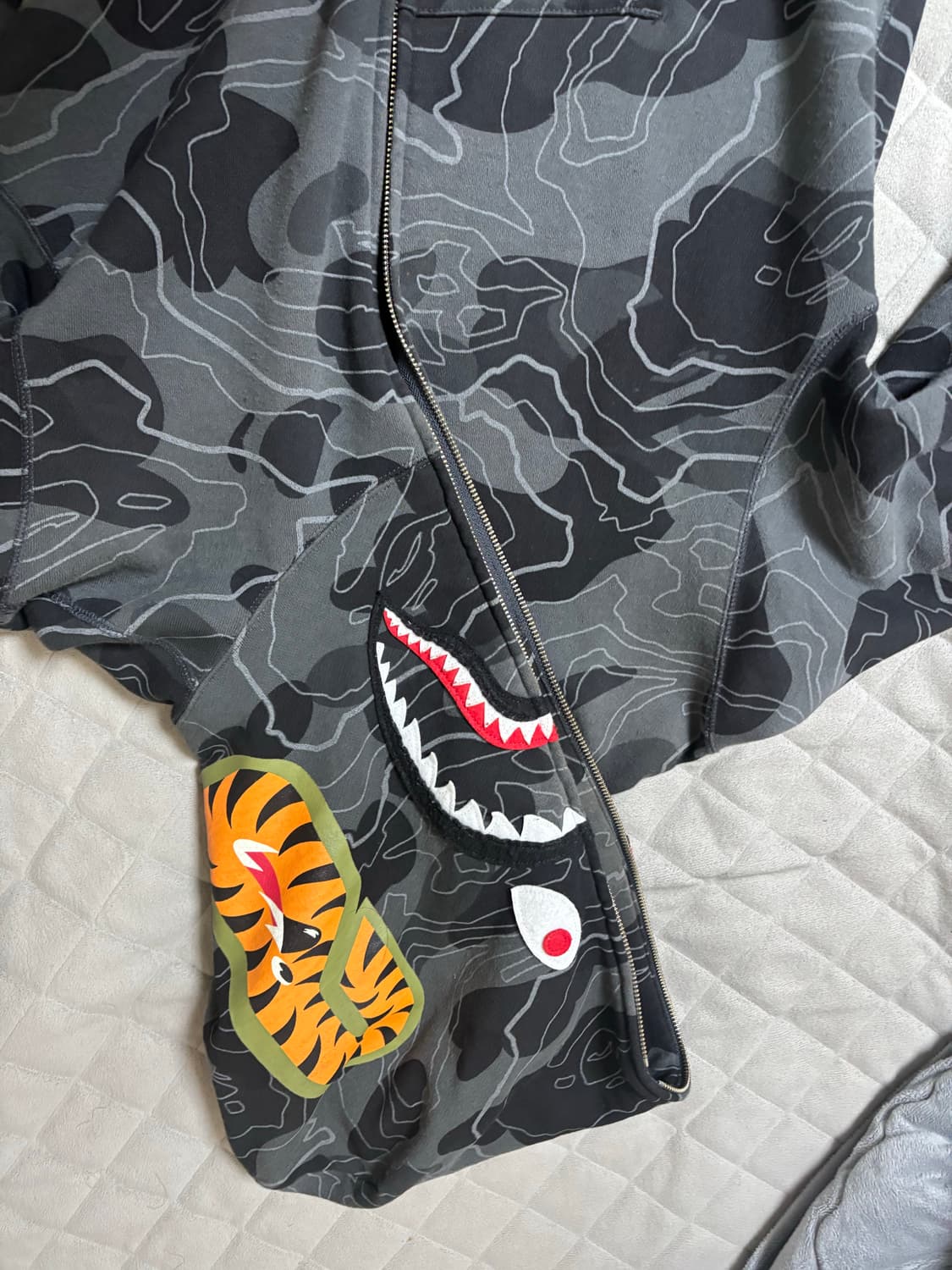 베이프 카모 후드 L 상품이미지1