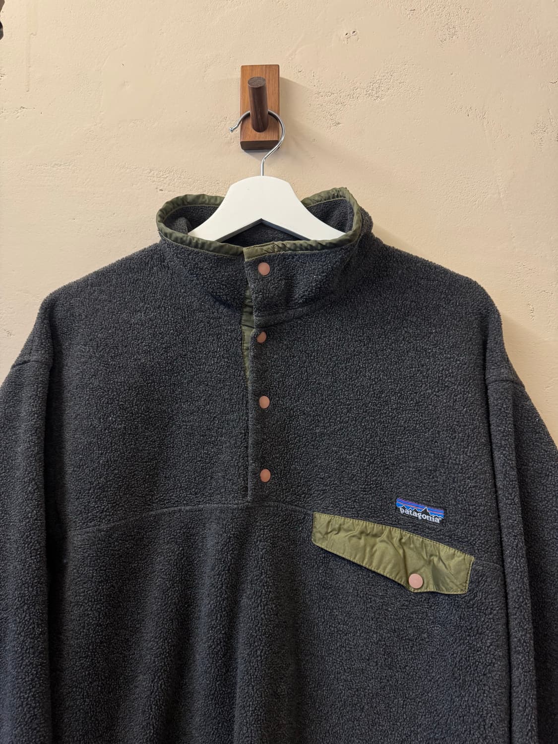 파타고니아 신칠라 90s 그레이 올리브 L 상품이미지2