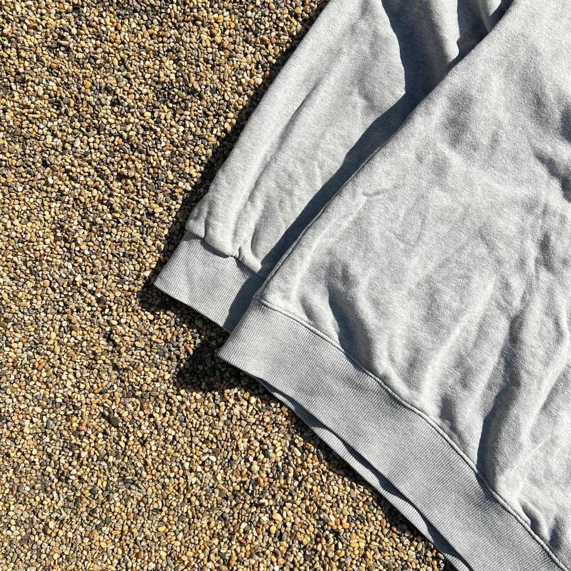 칼하트 원포켓 그레이 맨투맨 상품이미지3