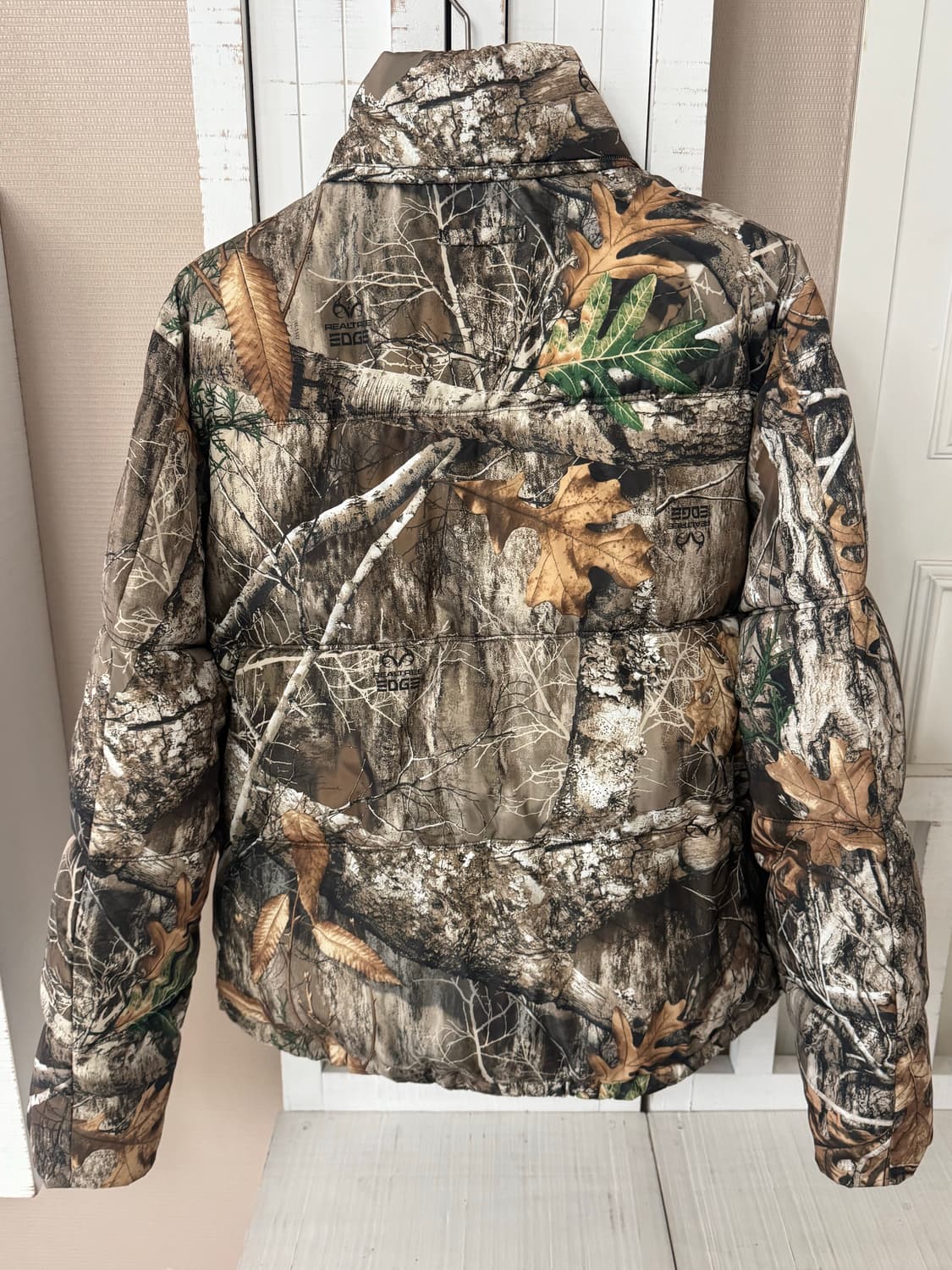 더베리웜 the very warm 리얼트리 콜라보 푸퍼 패딩 상품이미지4