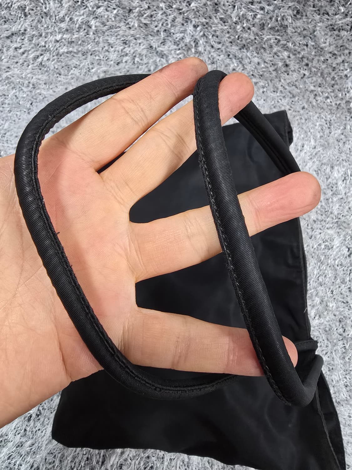 프라다 라일론 숄더백 상품이미지7