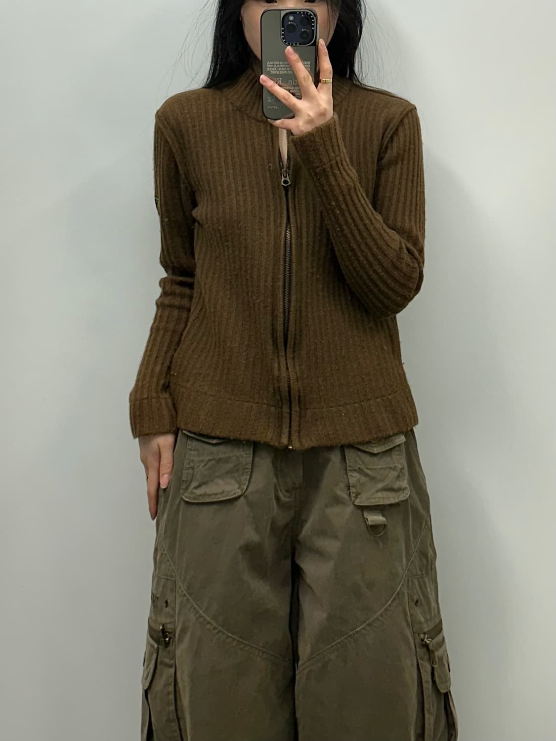 게스 브라운 골지 니트 집업 상품이미지1