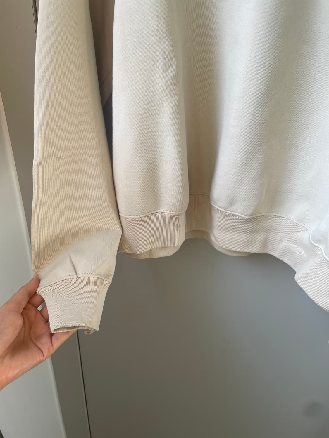 유니클로 u 크루넥 스웨트셔츠 상품이미지3