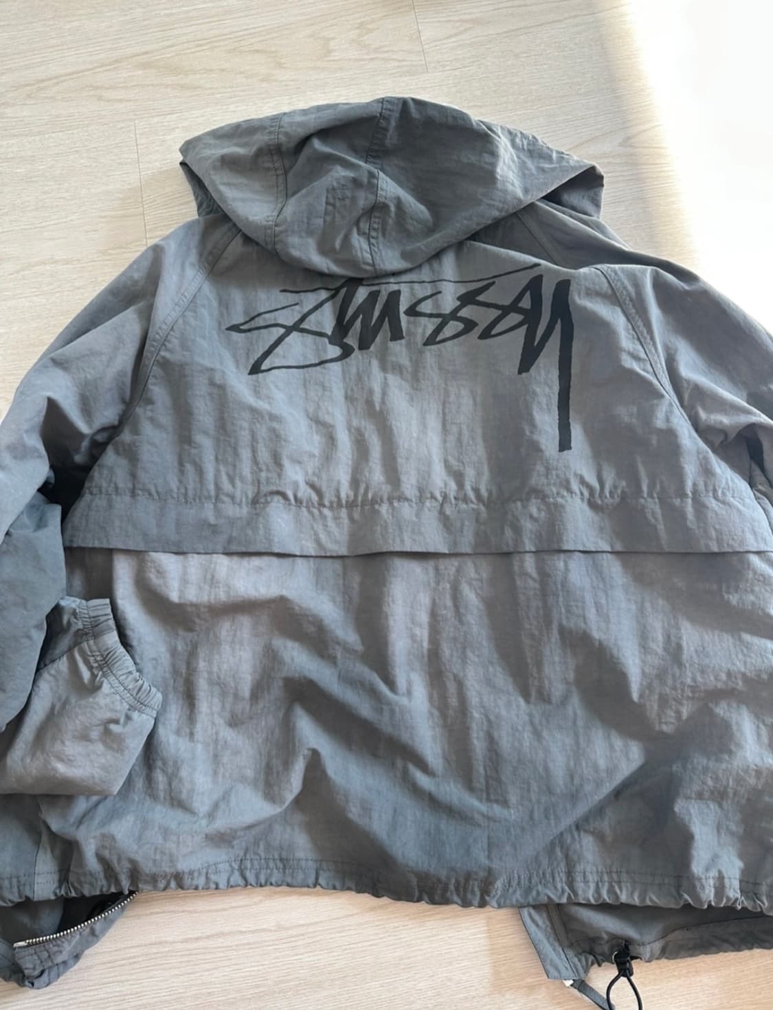 스투시 비치쉘 바람막이 M 상품이미지1