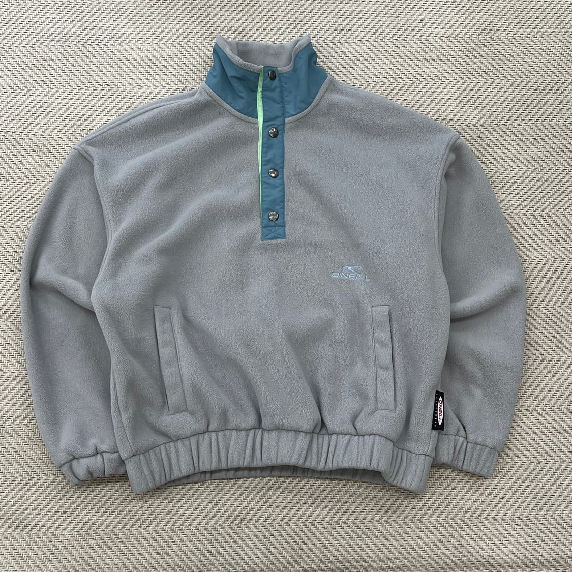 오닐 풀오버 플리스 r3051 상품이미지1