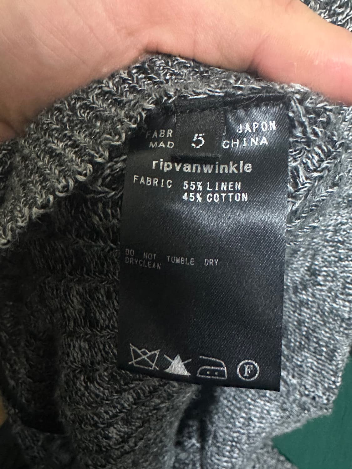 RIPVANWINKLE 립반윙클 사선 하이넥 집업 상품이미지4