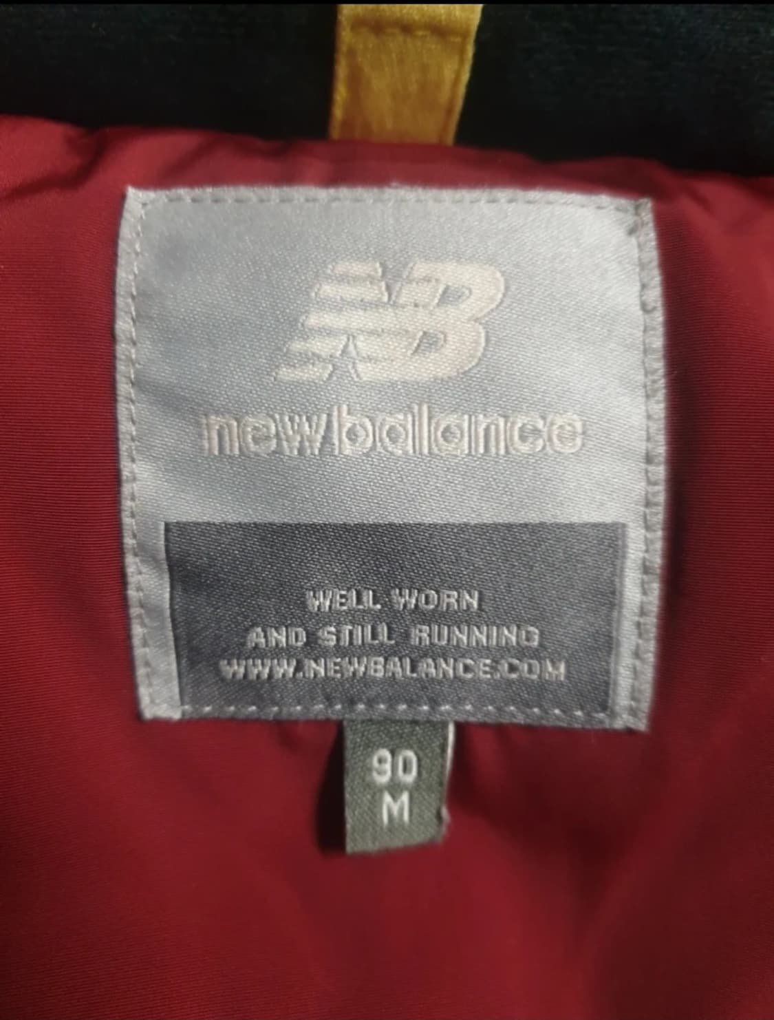 뉴발란스 구스다운패딩. 싸이즈 90~95 상품이미지4