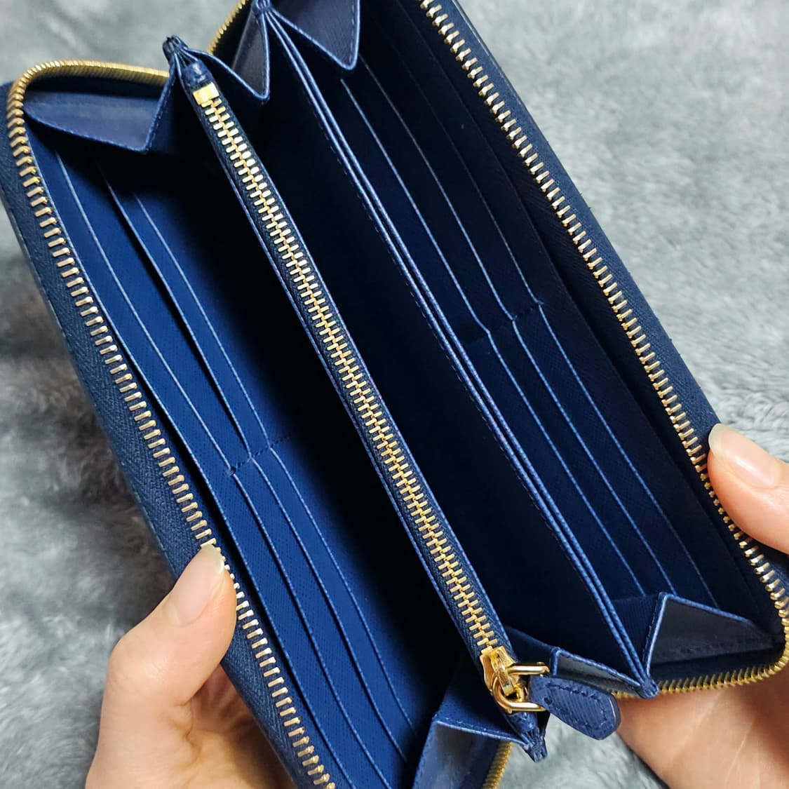 프라다 사피아노 샤인 장지갑 블루 상품이미지3