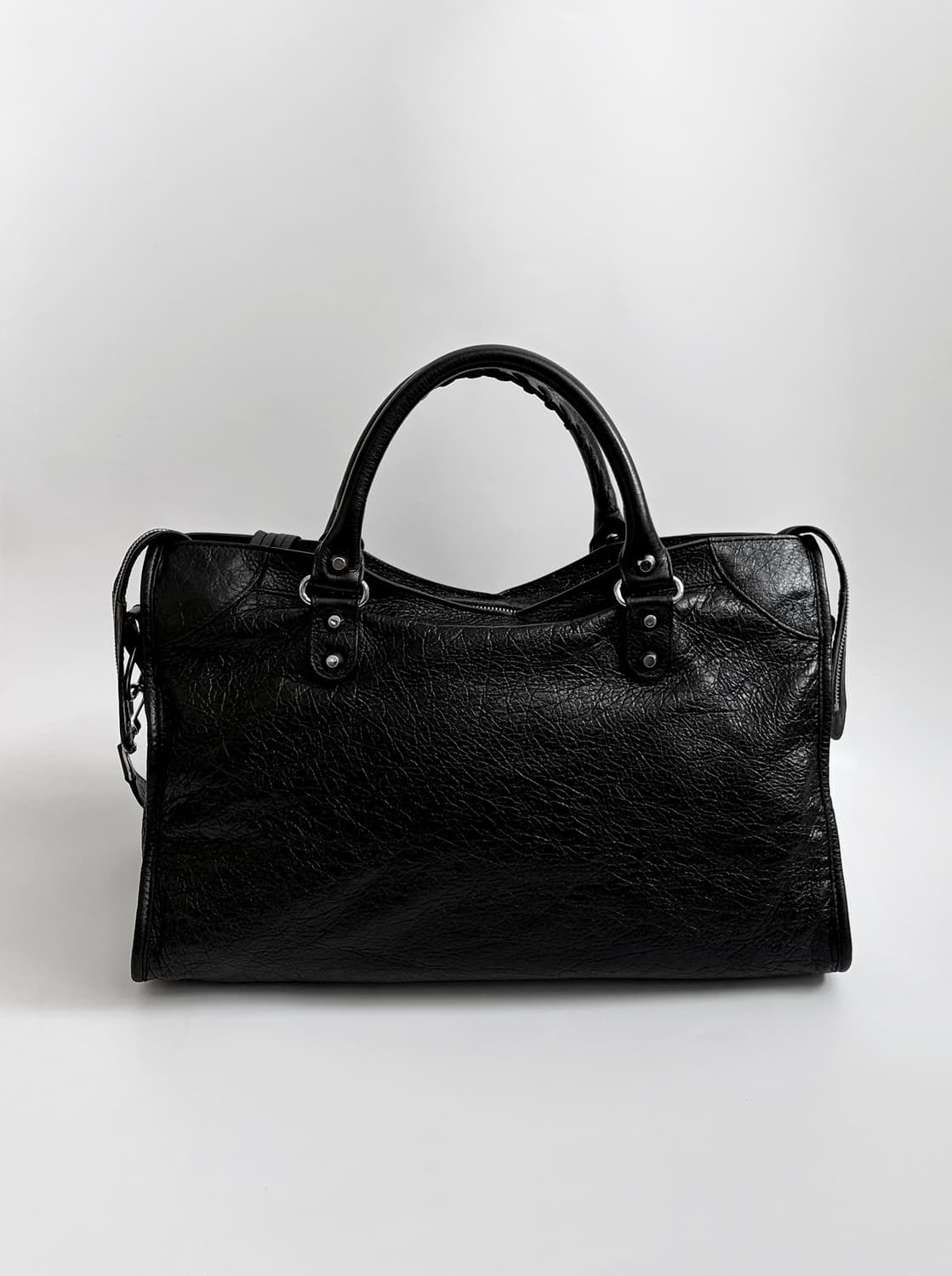 발렌시아가 클래식 시티백 미듐 판매합니다. 상품이미지4