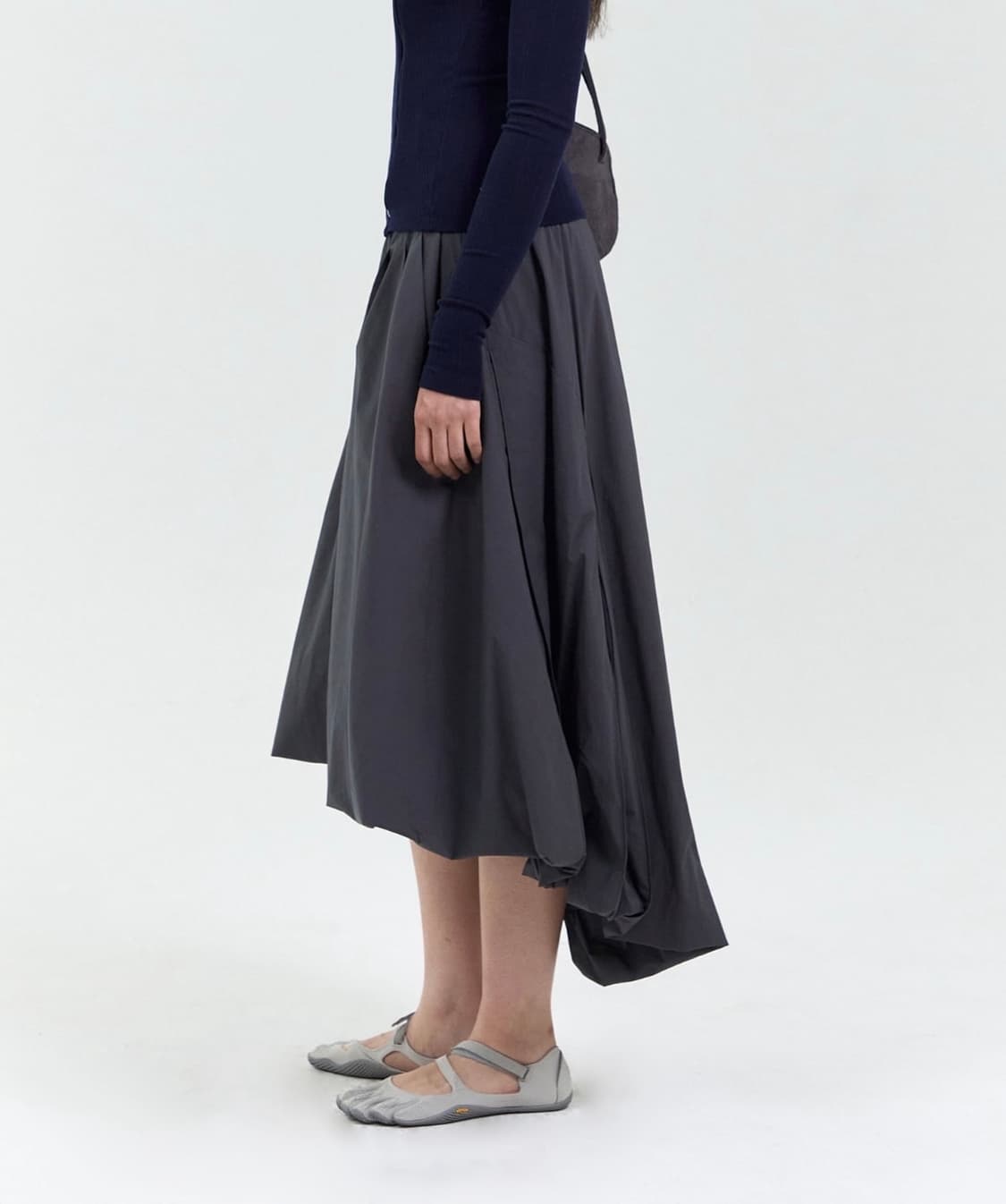 누마레 EE 스커트 LONG ASYMMETY BALLOON SKIRT 상품이미지3