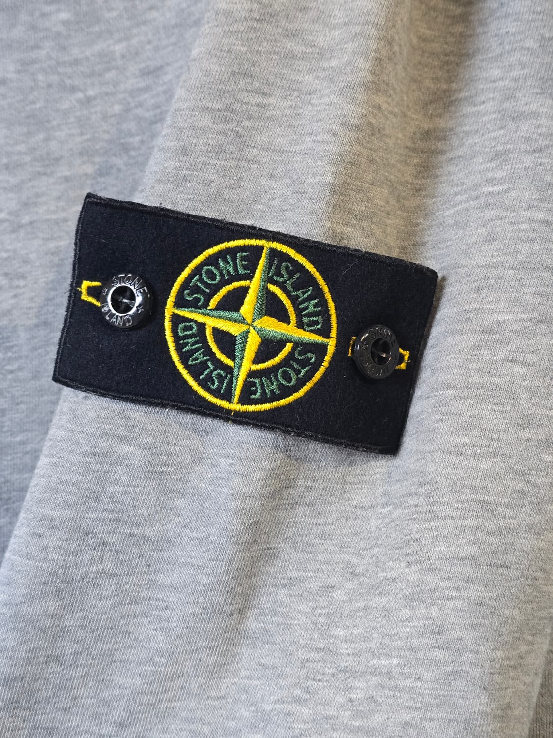 스톤아일랜드 맨투맨 상품이미지2