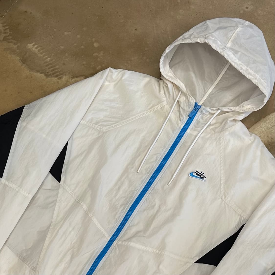 M 나이키 헤리티지 윈드러너 화이트 바람막이 상품이미지1