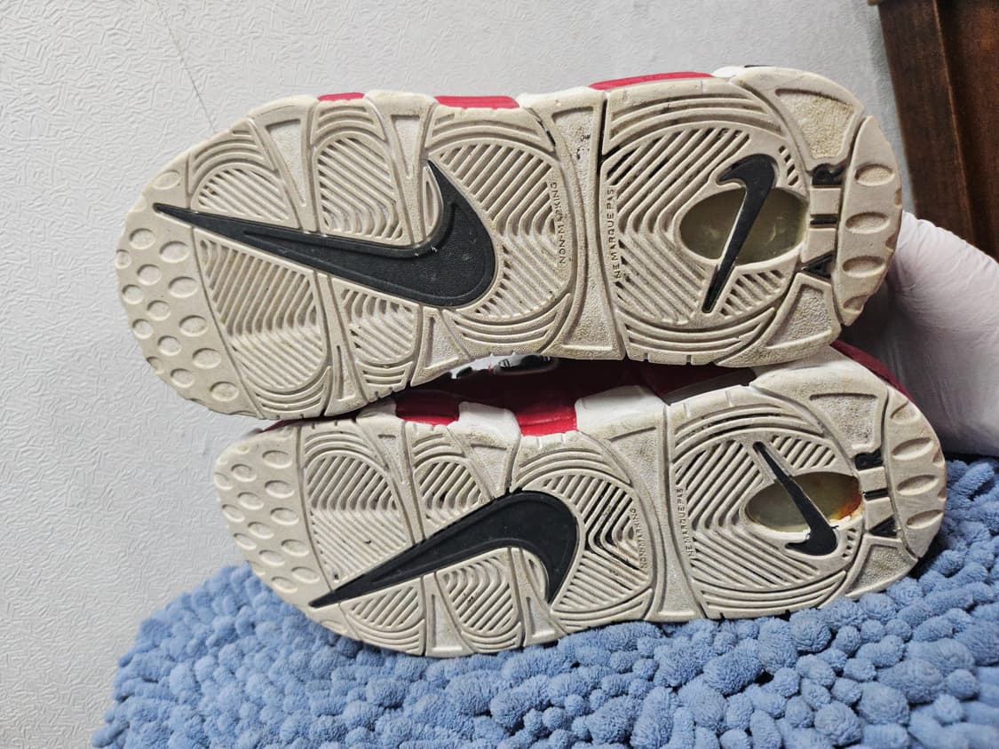 나이키 에어 모어 업템포 96  250 상품이미지3