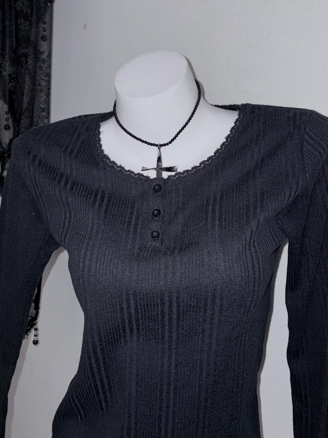 공겜여주&도쿄 코디세트 3pcs (땡땡이프릴, 00s 코트, 리본) 상품이미지7