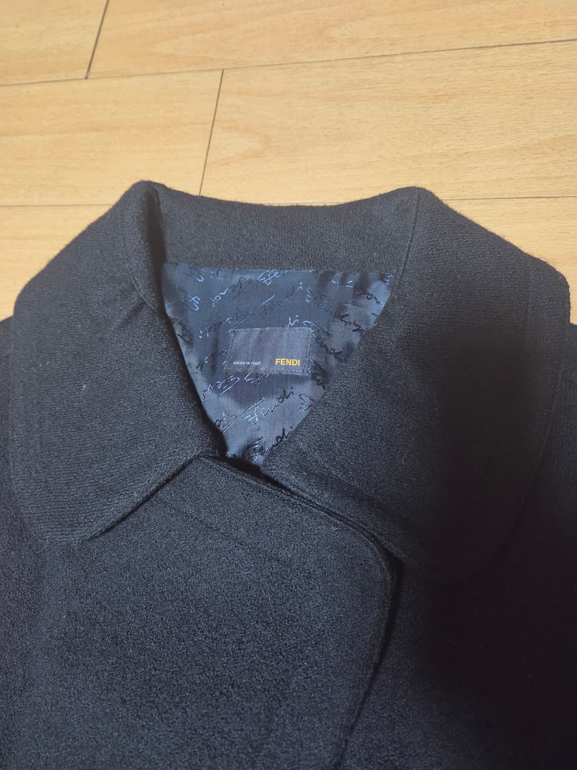 펜디 블랙 케이프 스타일 울 코트 40(정품) 상품이미지2