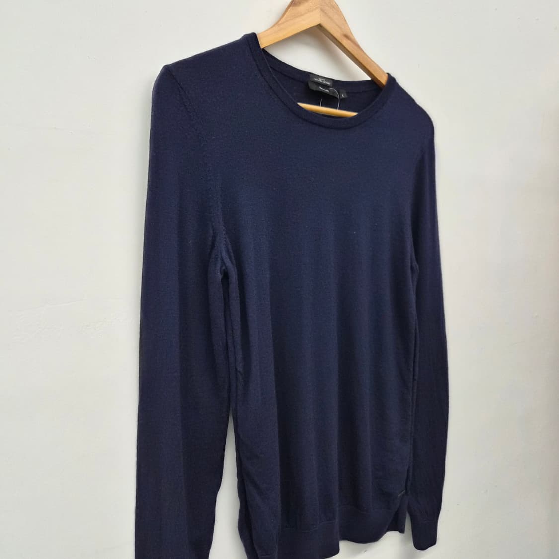 휴고보스 블랙 라운드넥 긴팔 니트 남성 L 상품이미지3