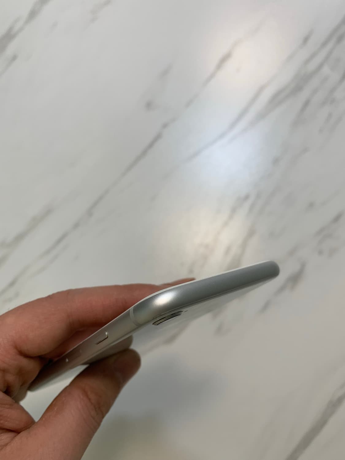 아이폰8 실버 64GB 상품이미지5