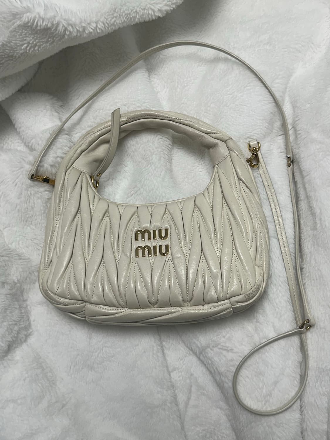 미우미우 호보백 상품이미지2