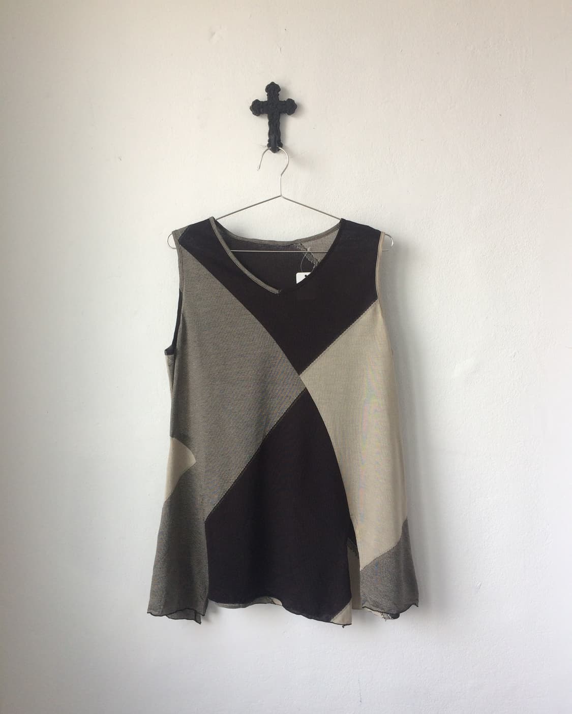 Pattern point unbalanced sleeveless 상품이미지2