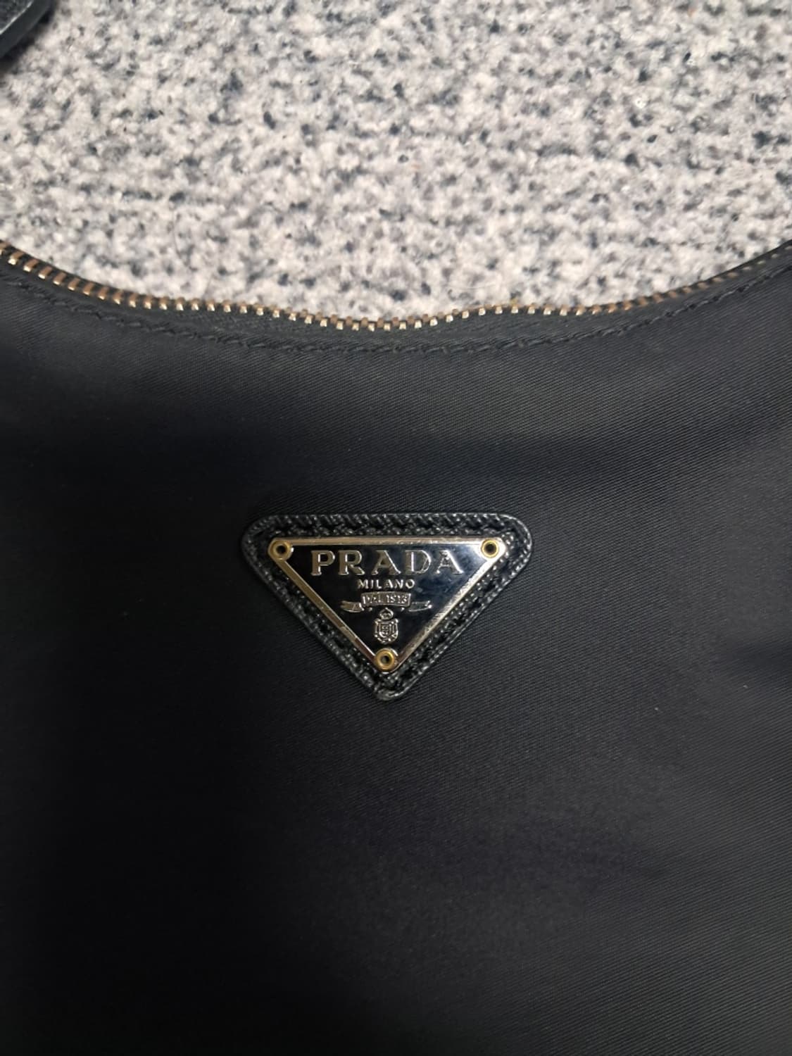 프라다 나일론 체인가방 상품이미지4