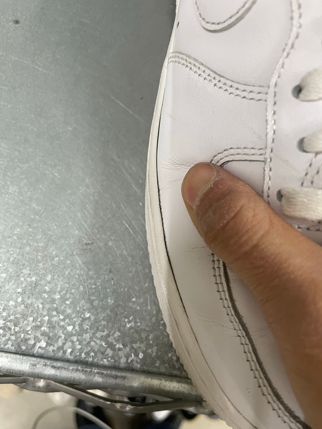 나이키 에어포스1 트리플 화이트 260 (gr-4377) 상품이미지8