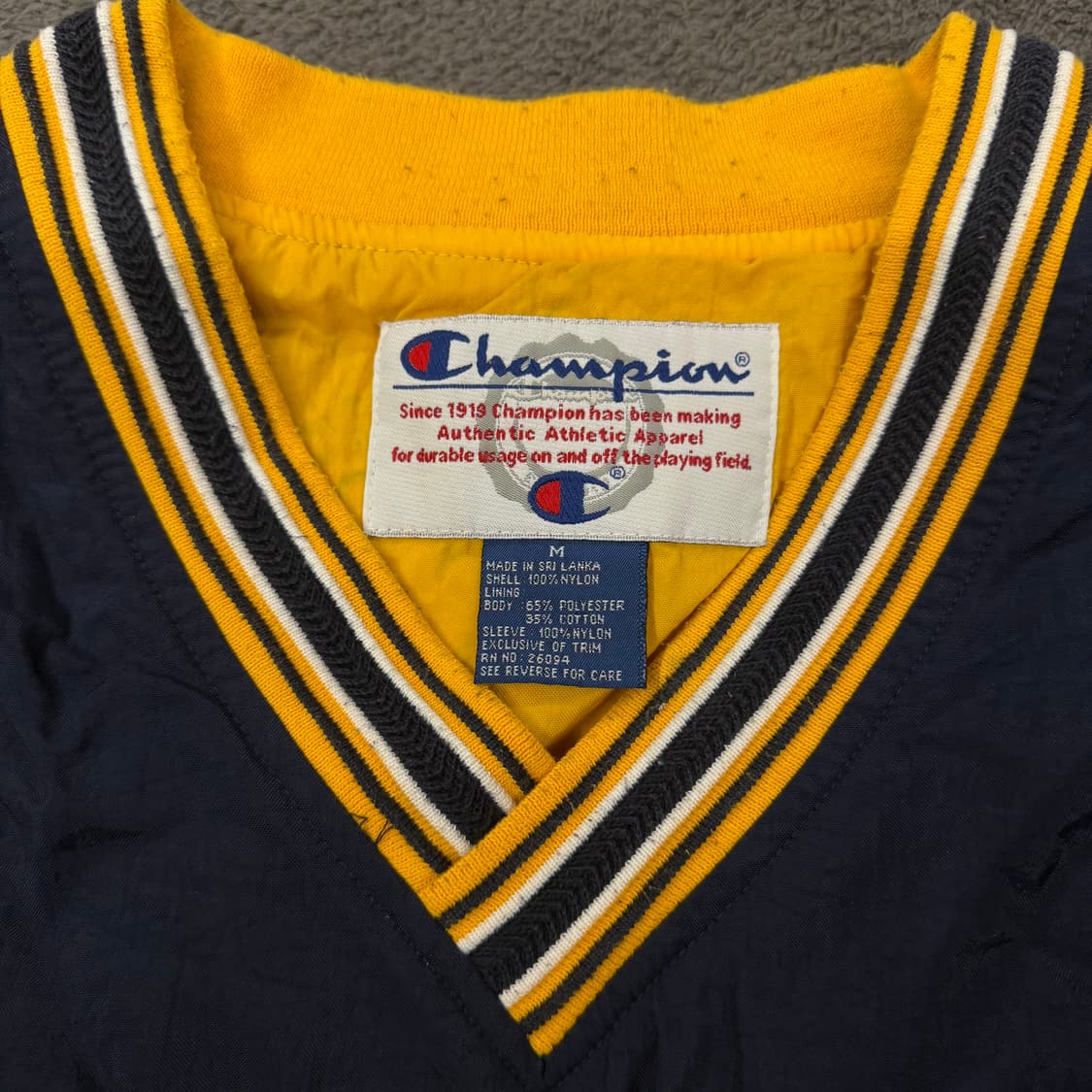 [정품/M] 챔피온 웨스트 버지니아 브이넥 바람막이 웜업 상품이미지5