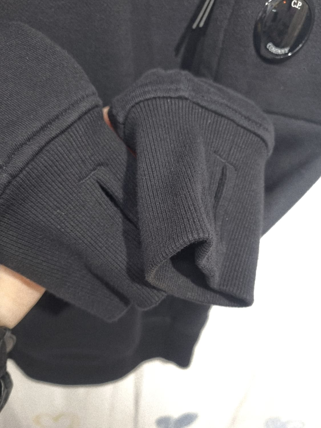 정품) CP컴퍼니 하프집업 스웨트 셔츠  상품이미지3