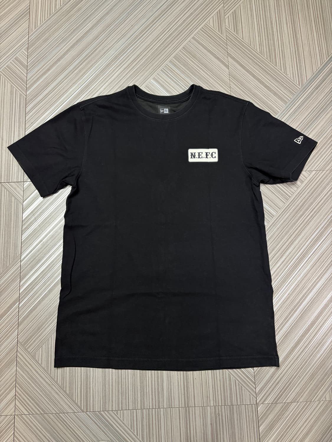 뉴에라 반팔 티셔츠 2XL 상품이미지1