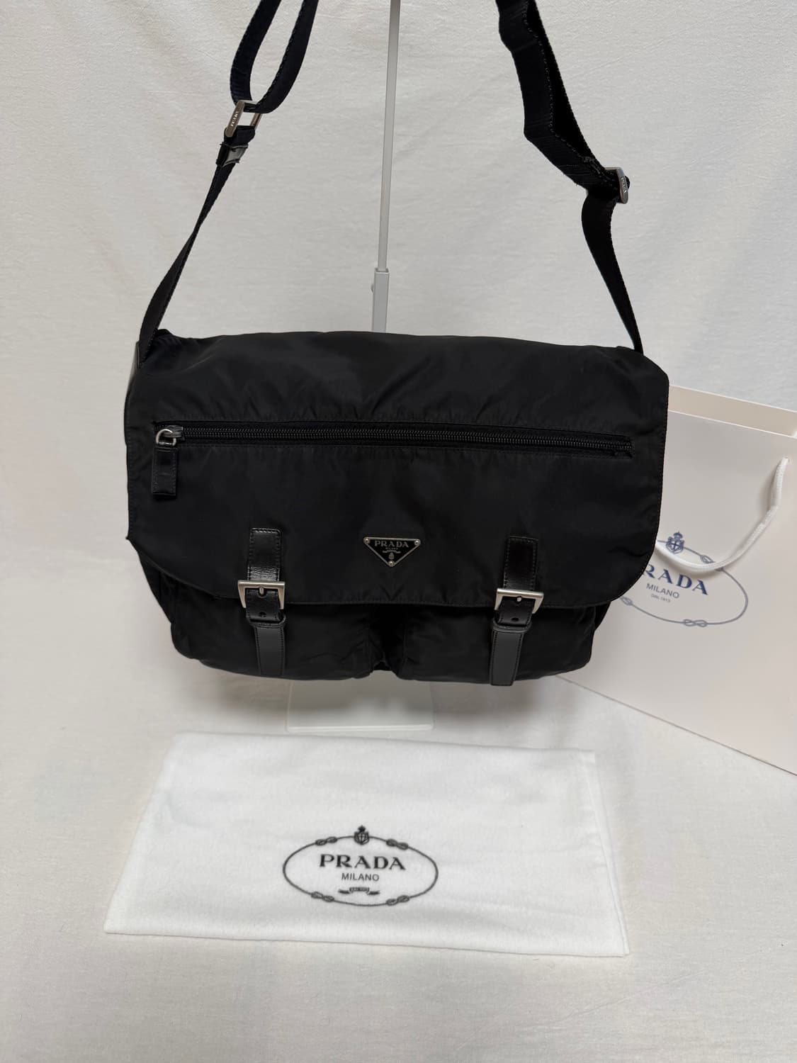정품 프라다 포코노 나일론 블랙 메신저백 크로스백 숄더백 상품이미지2