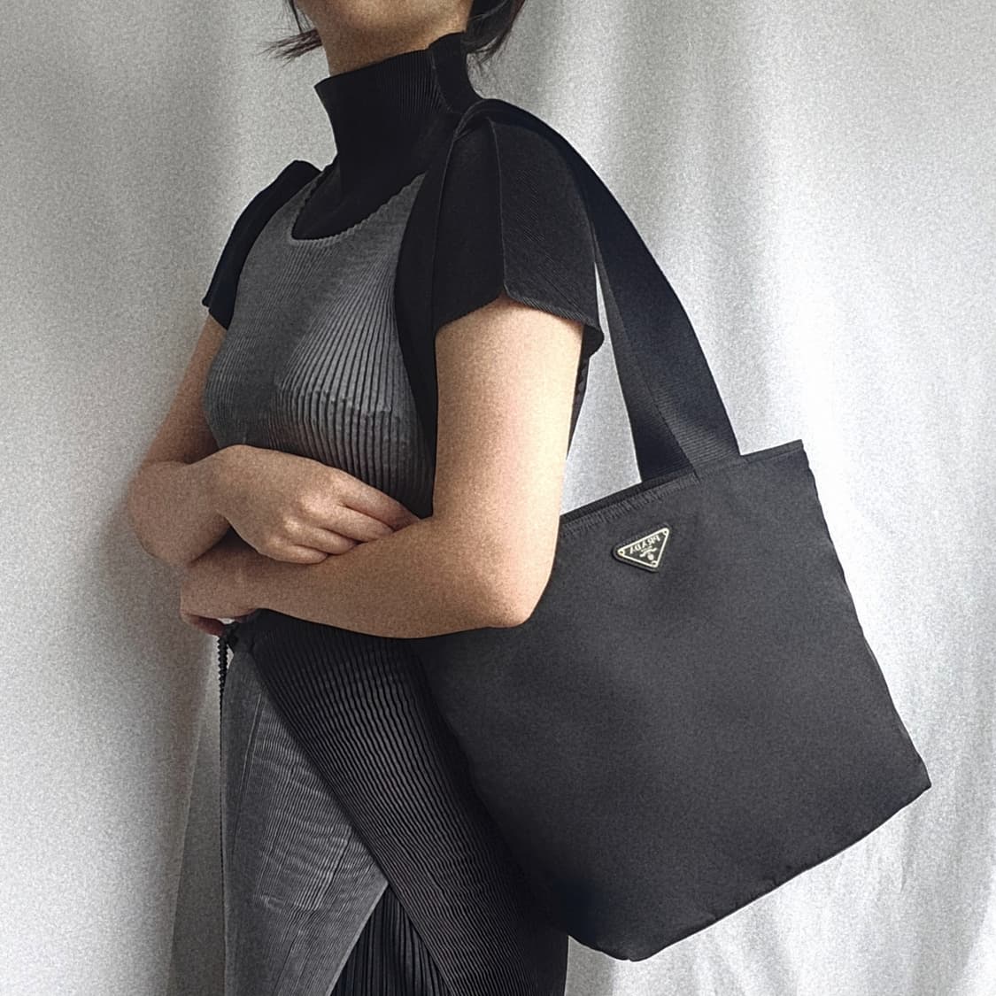 [정품 PRADA] 프라다 포코노 나일론 여성 숄더백 쇼퍼백 상품이미지2
