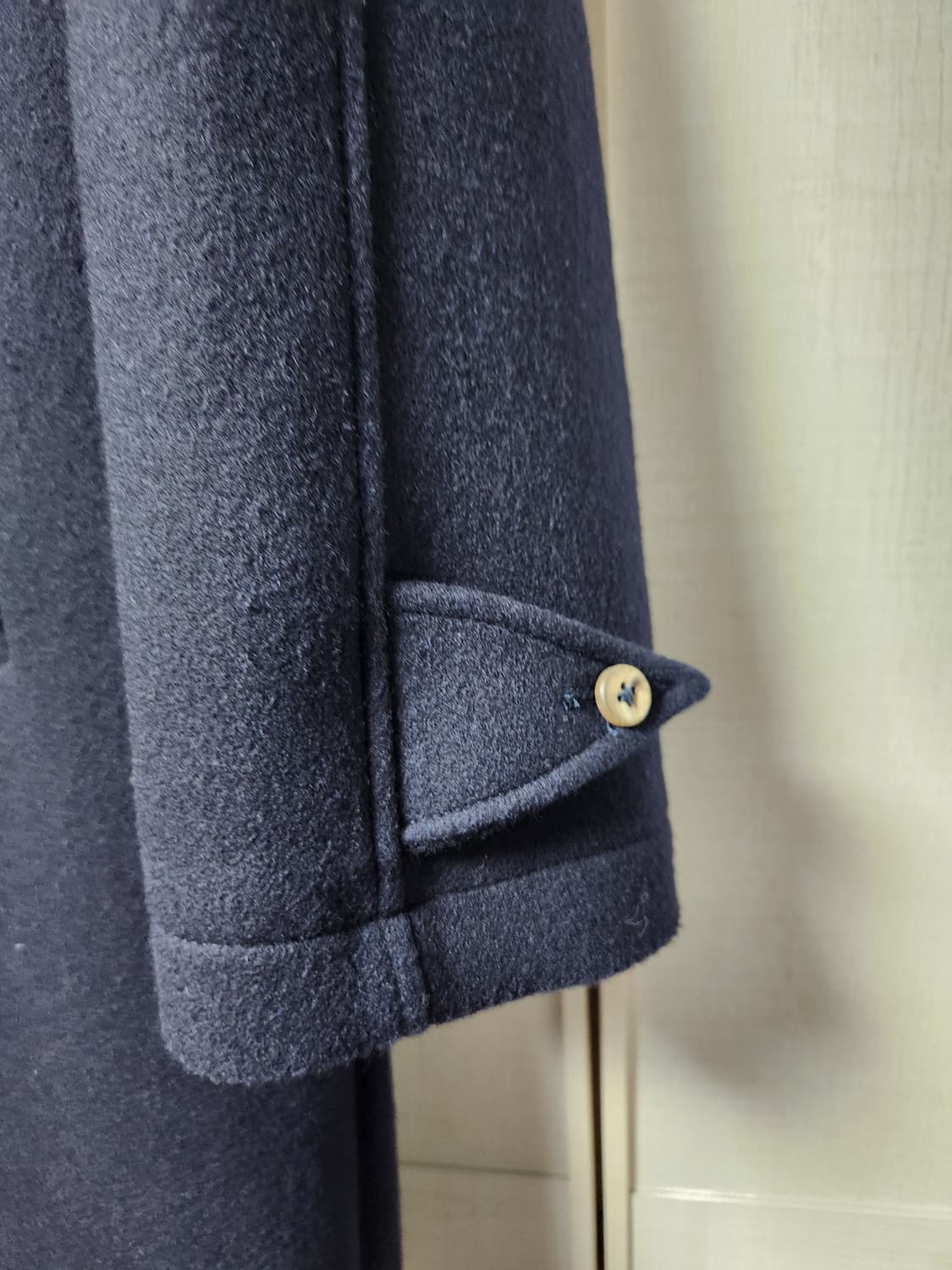 드본팩쳐 카마르그 코트 네이비 48사이즈(새상품) 상품이미지3