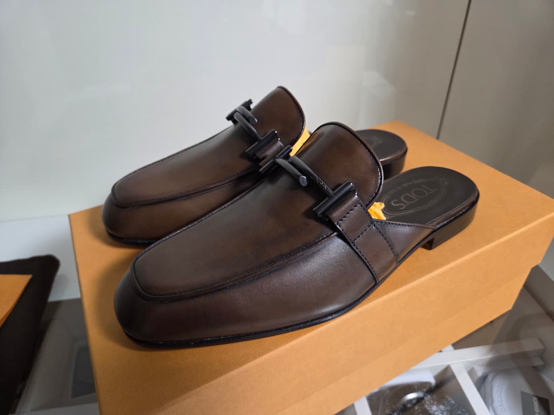토즈 TOD'S 더블티 브라운 블로퍼 상품이미지1