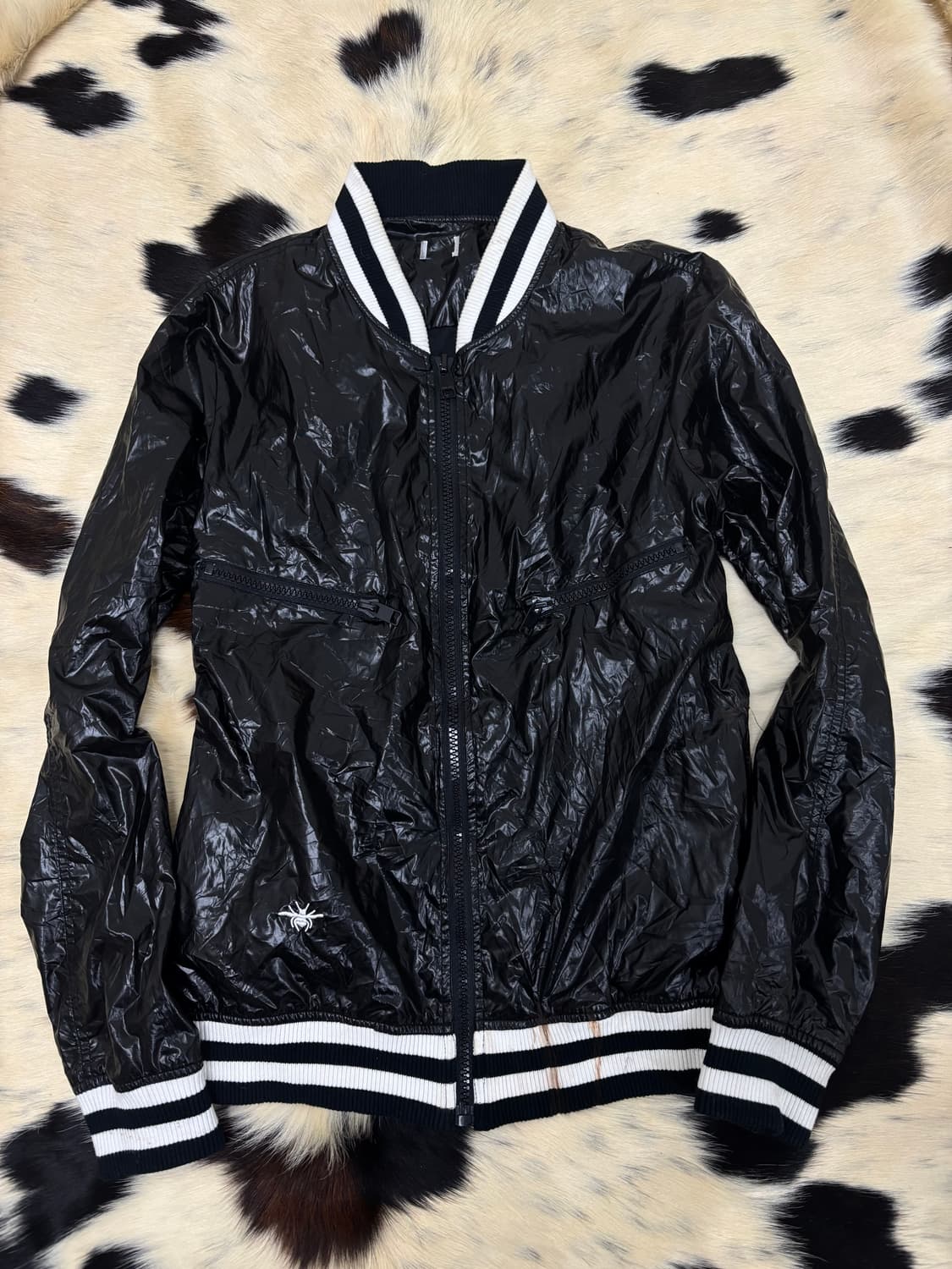 Glossy Zipper Detail Nylon Jacket 상품이미지5