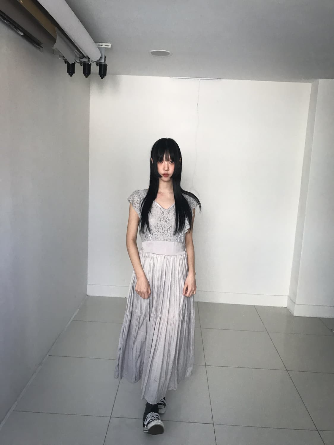 Back Ribbon Lace V Neck Dress 상품이미지8