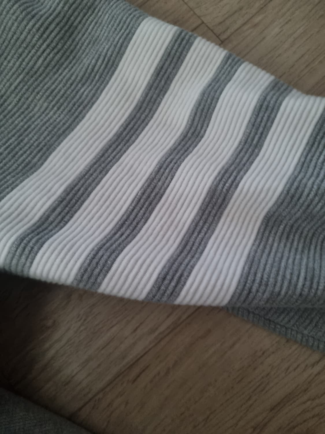 특가) 톰브라운후드집업.    2 상품이미지5