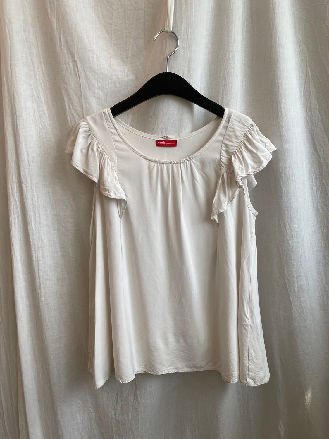 EARTH MUSIC&ECOLOGY 화이트그레이 민소매블라우스(F) 상품이미지2