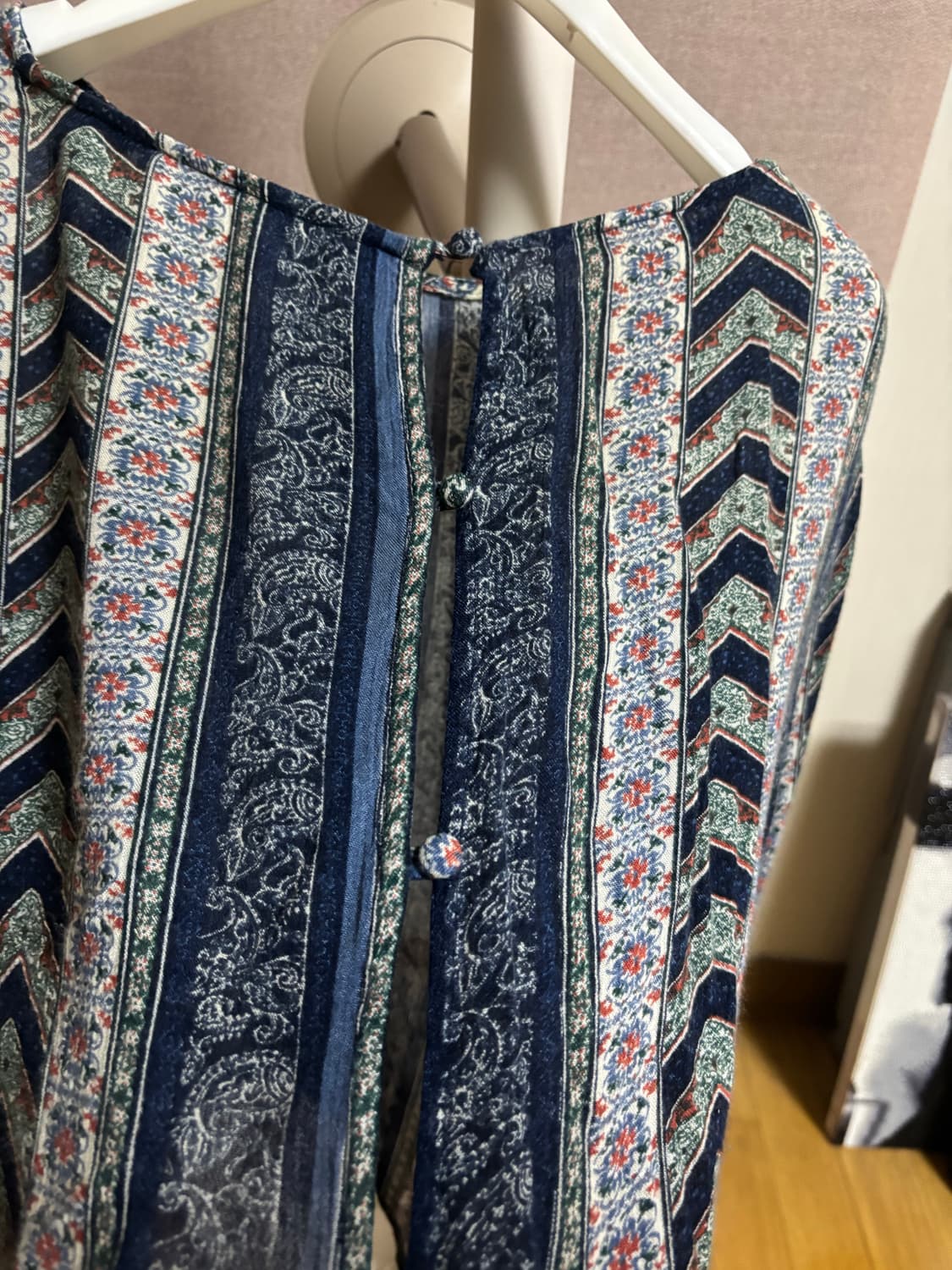 H&M 오리엔탈 패턴 블라우스 상품이미지3