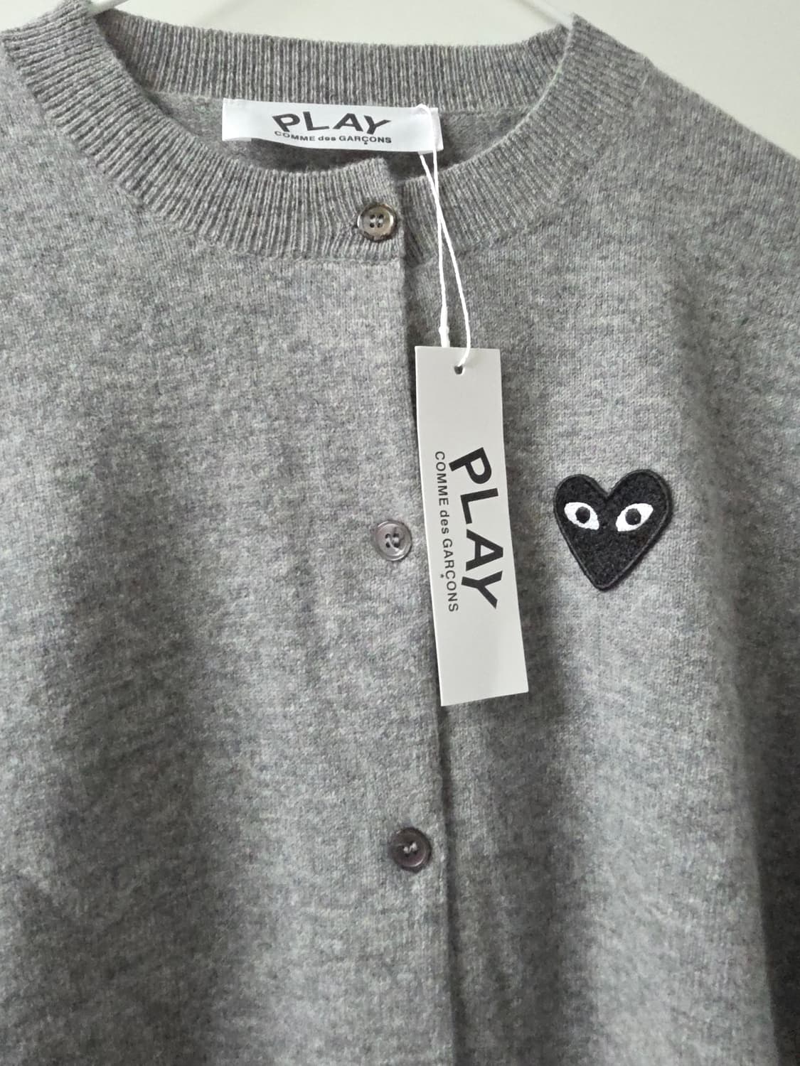 꼼데가르송 플레이 회색 가디건 블랙와펜 상품이미지2